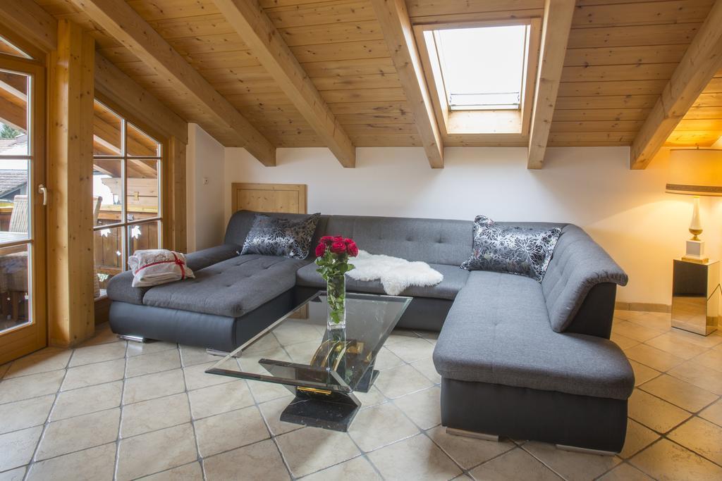 Golden Gapa Penthouse 1 Apartamento Garmisch-Partenkirchen Quarto foto
